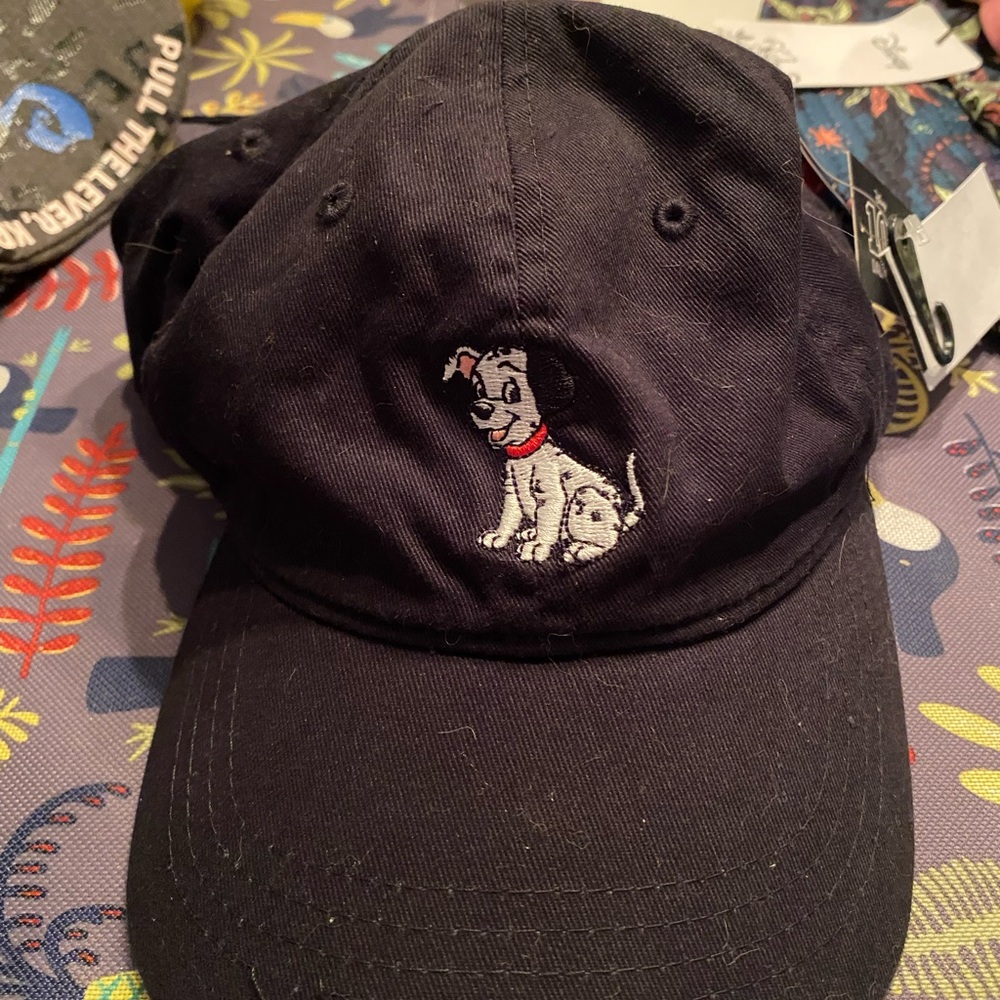 nANA judy Black Cap with Embroidered Disney 101 Dalmatians